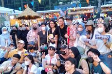 Orangtua Dita Karang Dikerubuti Fans SECRET NUMBER di Joyland Festival 2022, Foto Bareng hingga Diminta Tanda Tangan