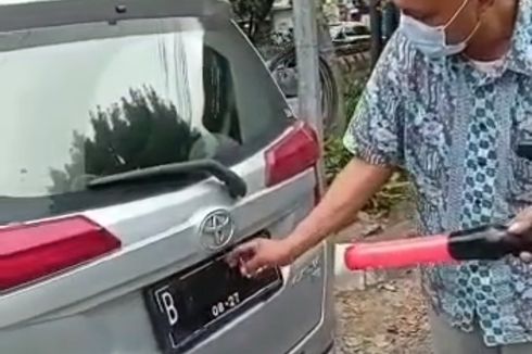 Jangan Nekat Pakai Pelat Nomor Bukan Original