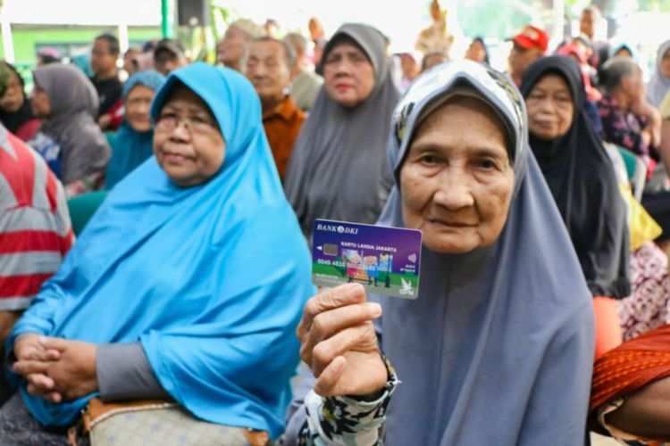 Menua dengan Harapan: Cara Jakarta Membangun Kota Ramah Lansia