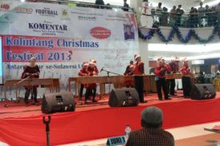 Salah satu peserta yang tampil pada Kolintang Christmas Festival di Manado.