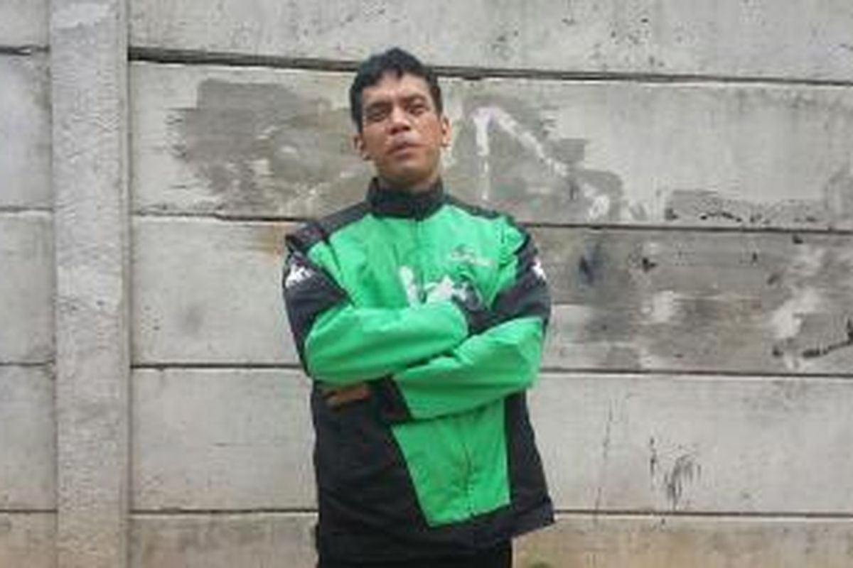 Pengendara Gojek, Muhammad Yunus (38) yang menolong korban ledakan bom Sarinah, Anggun Kartika Sari (24) di Jakarta pada Senin (18/1/2016)