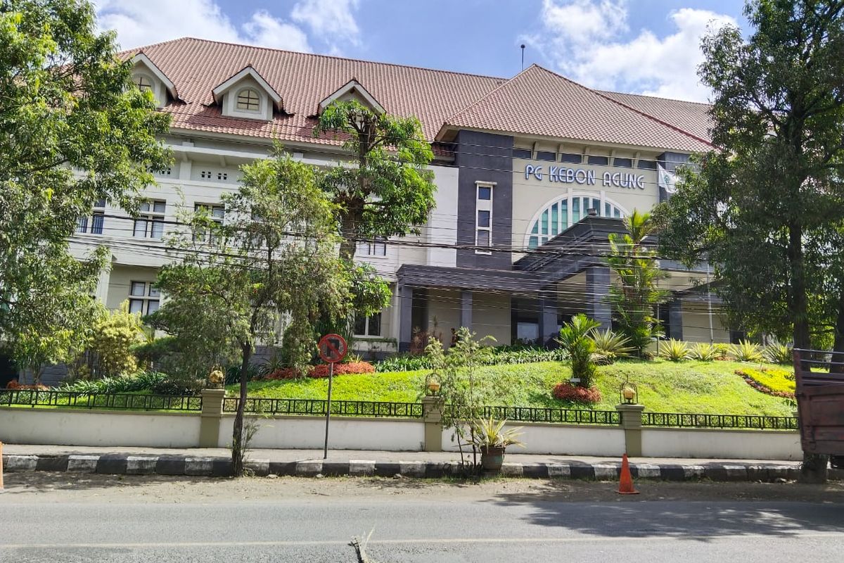 Pabrik Gula (PG) Kebonagung, Kecamatan Pakisaji, Kabupaten Malang.