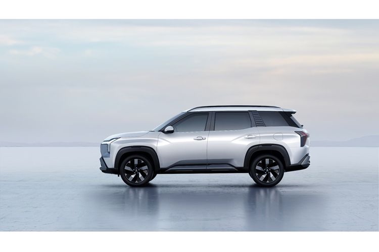 Ban Turanza 6 dilengkapi dengan teknologi ENLITEN dan telah kompatibel dengan berbagai jenis kendaraan.