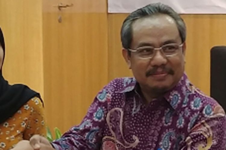 Rektor Uhamka Suyatno. Foto diambil pada 28 Februari 2018 ketika menerima buku Maarif Institute.