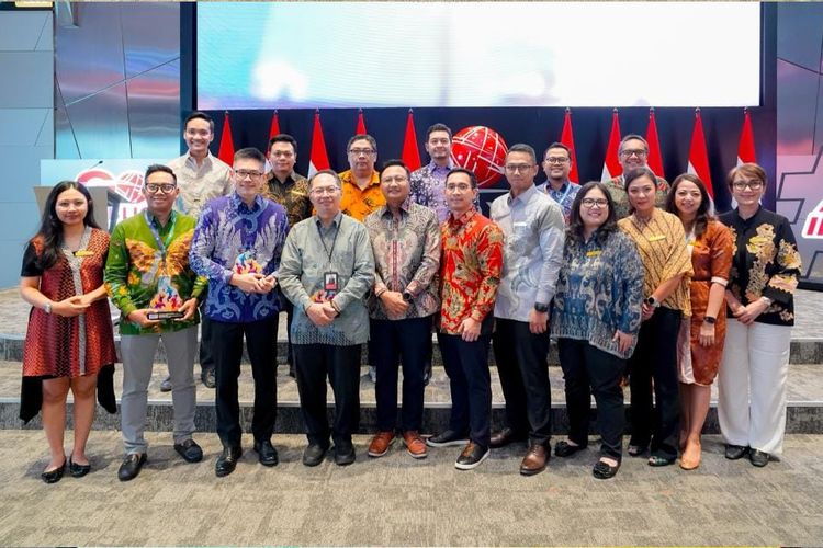 Peluncuran Asosiasi Investor Relations Indonesia (AIIR) di Bursa Efek Indonesia (BEI), Selasa (9/12/2025)