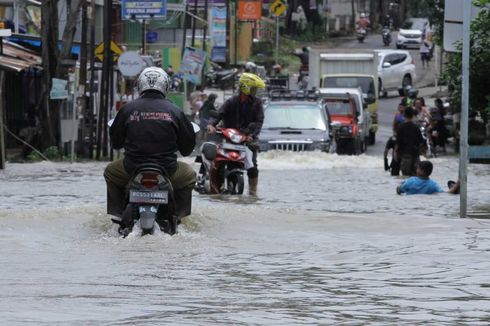 Banyak Genangan Air, Bahaya Water Hammer Mengintai Skutik