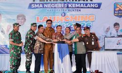 Tak Lagi Belajar di Rumah Warga, Anak-anak Lereng Merapi Kini Punya SMAN 1 Kemalang