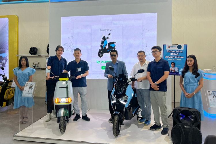 Keeway EV resmi meluncurkan dua model terbaru mereka, QL-2 dan QL-3 di ajang Pekan Raya Jakarta (PRJ) atau Jakarta Fair Kemayoran 2025.