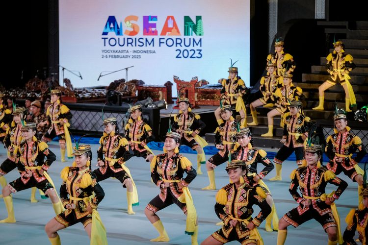 Opening Ceremony ASEAN Tourism Forum 2023 di Prambanan, Yogyakarta, Jumat (3/2/2023).