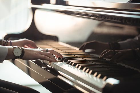 Sejarah Piano: Awal Penemuan dan Perkembangan Inovasi Instrumen