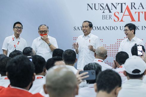 Arahan Jokowi ke Relawan Soal Pilih Presiden: Dari yang Senang Blusukan hingga Rambut Penuh Uban