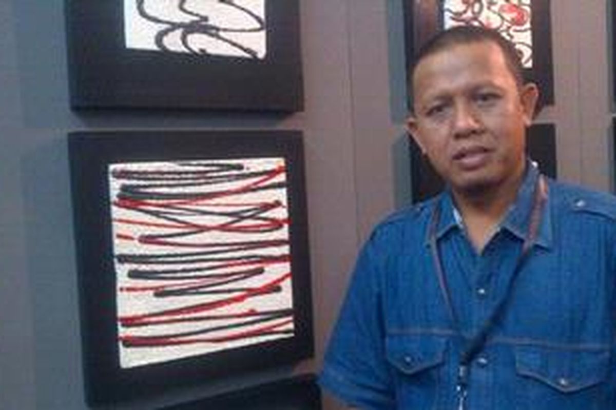 Panel seni bubur kertas milik Sumarsono cetak omzet puluhan juta rupiah.