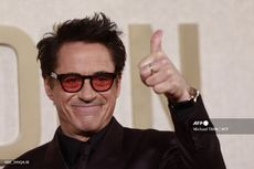 Robert Downey Jr. Raih Oscar Perdananya 