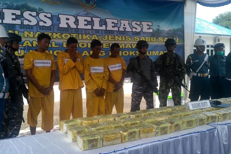 Personel TNI AL menggagalkan penyelundupan 50 kg sabu asal Thailand di Kota Lhokseumawe