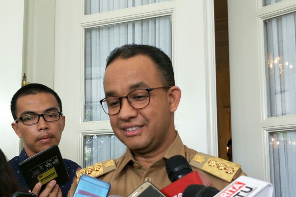 Gubernur DKI Jakarta Anies Baswedan di Balai Kota DKI Jakarta, Jalan Medan Merdeka Selatan, Selasa (9/1/2018).