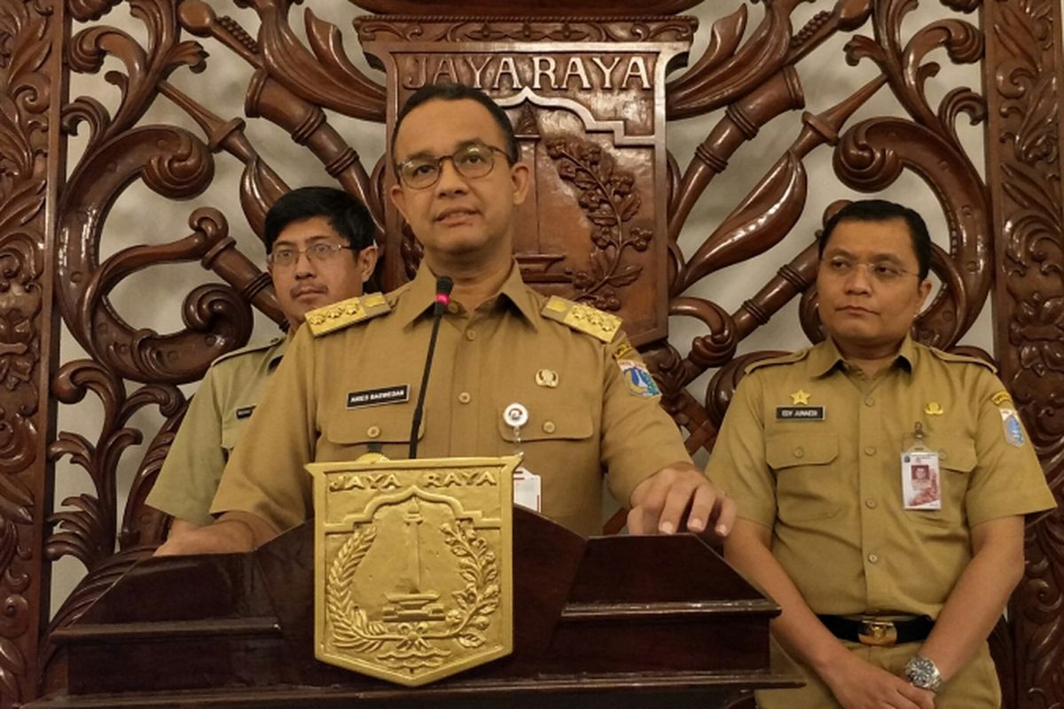 Gubernur DKI Jakarta Anies Baswedan di Balai Kota DKI Jakarta, Jalan Medan Merdeka Selatan, Senin (15/1/2018).