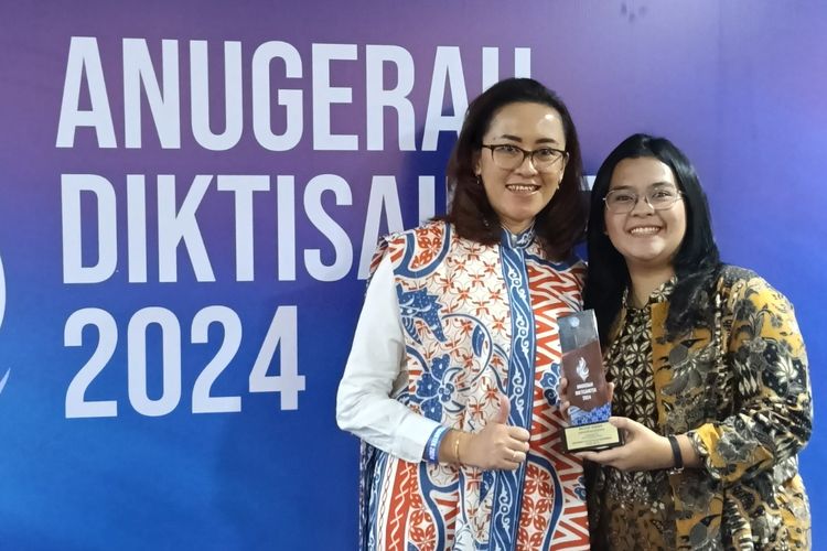 Universitas Katolik Indonesia (Unika) Atma Jaya (UAJ) meraih penghargaan Bronze Winner dalam subkategori Laman pada Anugerah Diktisaintek 2024 untuk kategori Anugerah Humas.