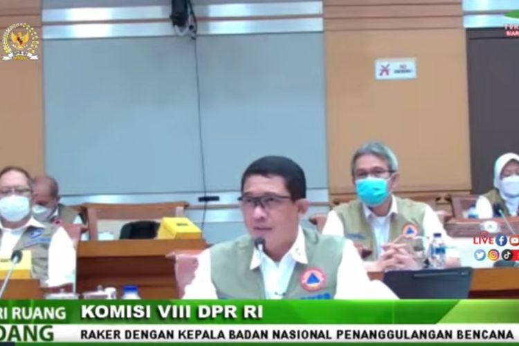 Tangkapan layar Kepala BNPB Letjen TNI Suharyanto dalam rapat kerja Komisi VIII DPR, Selasa (18/1/2022).