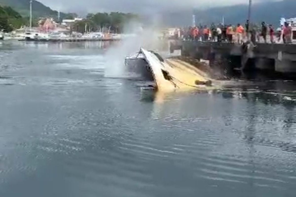 6 Tahun Bersandar di Pelabuhan Alor, Kapal Kemenhub Tenggelam