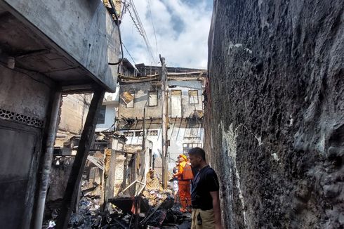 Permukiman Padat Terbakar di Pekojan Tambora, Polisi: Api Muncul dari Kabel Listrik yang Tak Beraturan