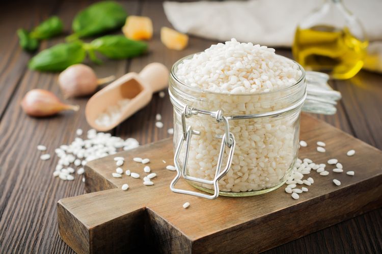 7 Cara Masak Risotto Agar Nasi Creamy Dan Tidak Keras Halaman All Kompas Com