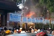 Saat Kebakaran Meluluhlantakkan Rumah Warga di Kembangan