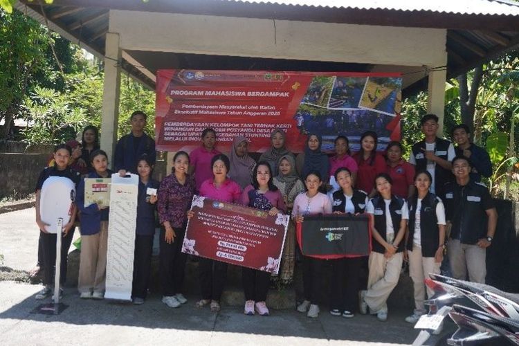 Pemberian teknologi antropometri di posyandu. 