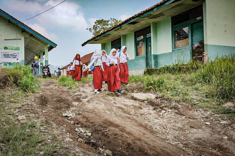 SD Negeri 5 Cikidang, Kecamatan Lembang, Kabupaten Bandung Barat.