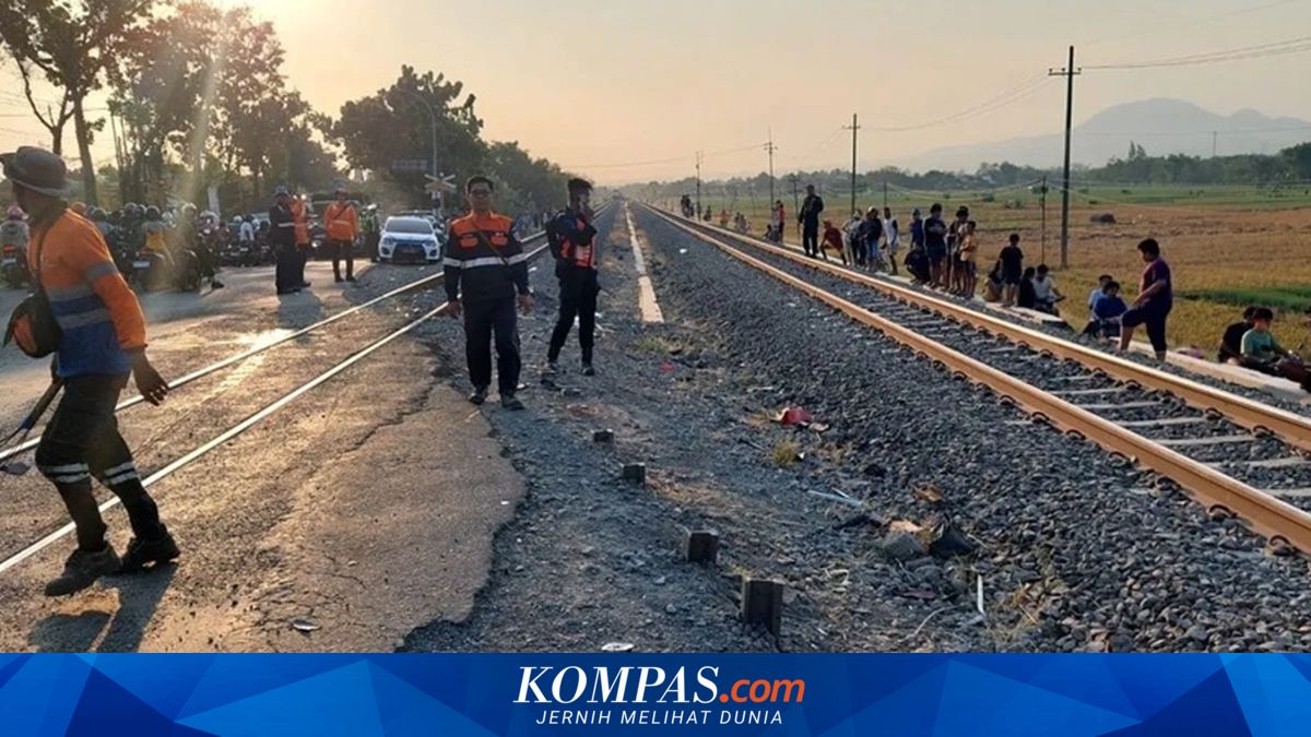 KA Logawa Tabrak Truk di Perlintasan Nganjuk, Perjalanan Kereta Api Argo Semeru hingga Brantas Terdampak