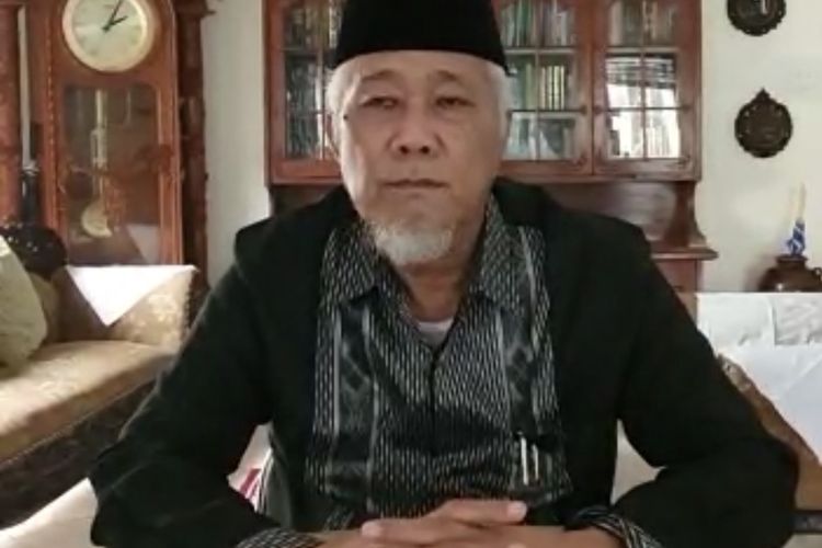 Ketua MUI Sumut, Maratua Simanjuntak mengimbau masyarakat untuk tidak melakukan takbir keliling pada malam menyambut Lebaran Idul Fitri 1442 Hijriah. (KOMPAS.com/DANIEL PEKUWALI)