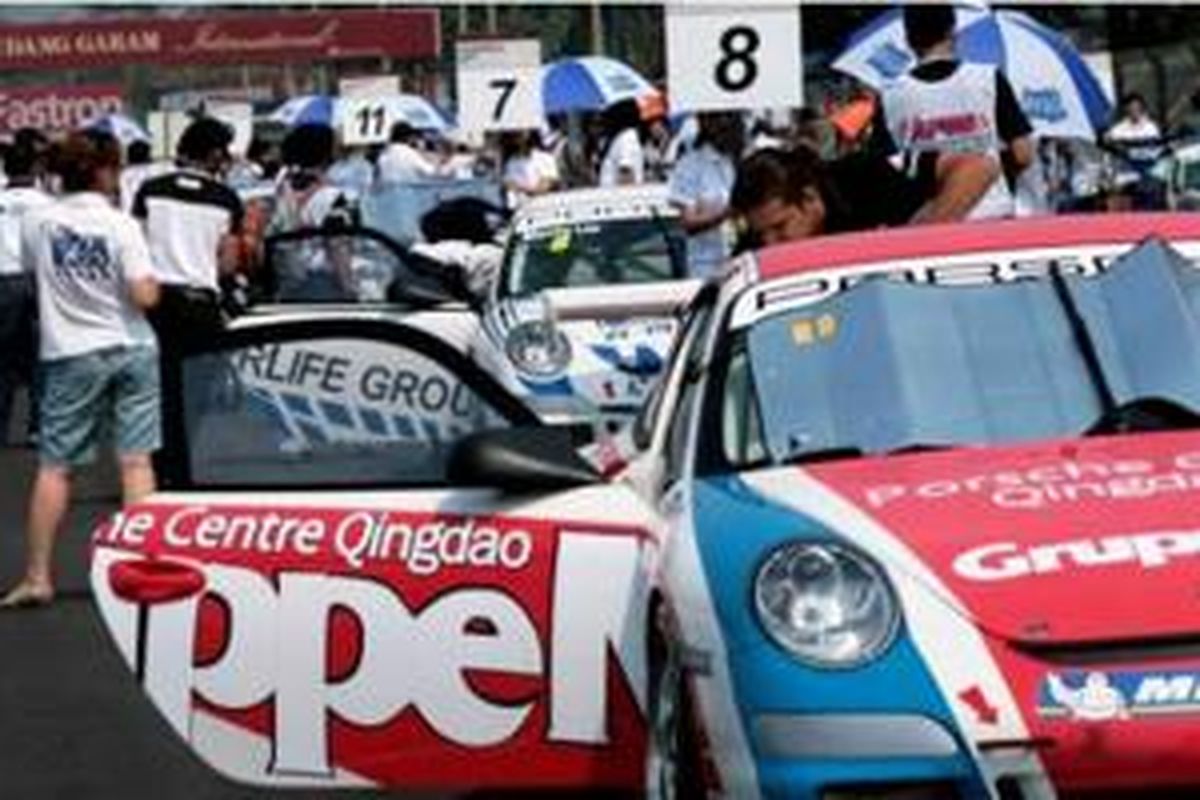 Porsche pernah balapan resmi di Sentul dalam ajang Asian Festival of Speed.
