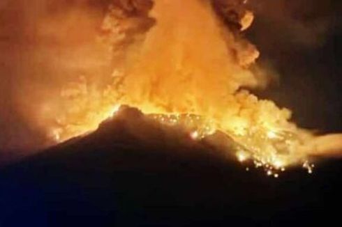 Tinggi Kolom Erupsi Eksplosif Gunung Ruang Sulut Capai 3.000 Meter