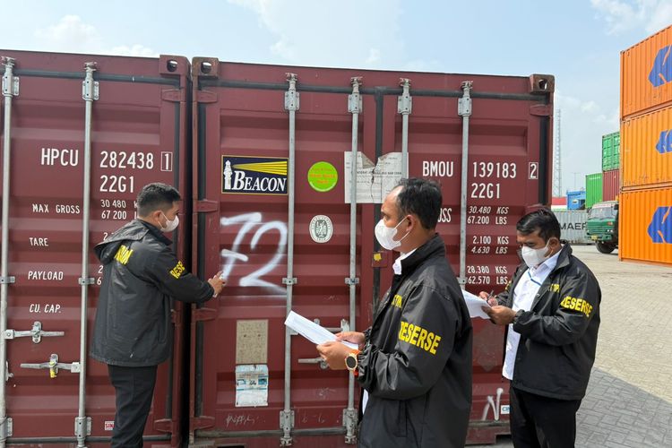Polisi Periksa 87 Kontainer Isi Fatty Matter, Diduga Langgar Ekspor