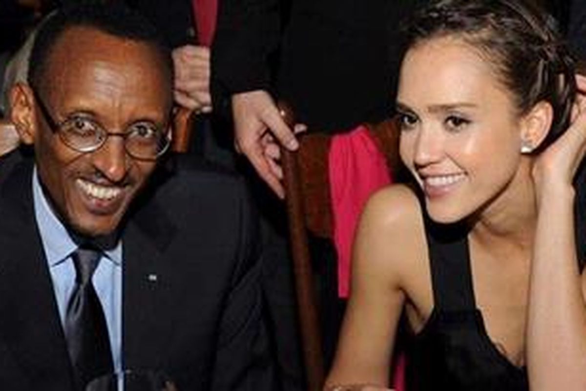 Presiden Paul Kagame saat menghadiri  Tribeca Film Festival di New York, 26 April 2010.