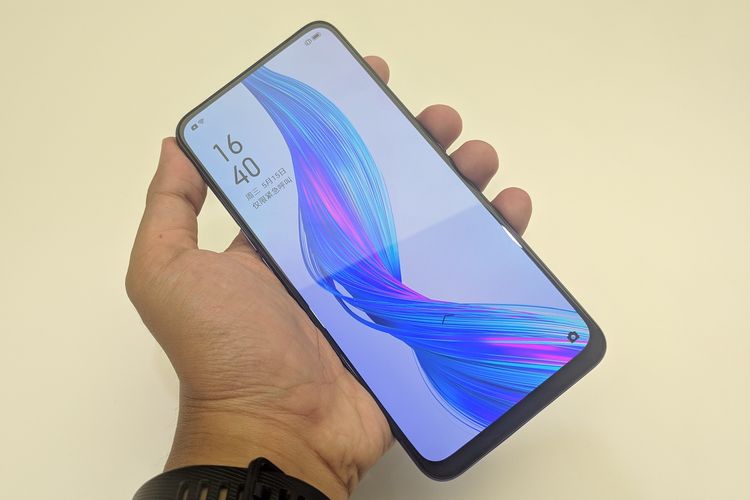 Ilustrasi Realme X tampak depan. Ponsel ini memiliki layar seluas 6,5 inci dengan bezel tipis yang memiliki screen-to-body ratio hingga 91,2 persen