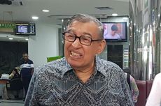 Di Balik Keindahan Monas, PKL Bertahan Hidup Sambil Terus Kucing-kucingan