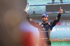 Jean-Eric Vergne Tersentuh dan Nikmati Perayaan di Podium Formula E Jakarta