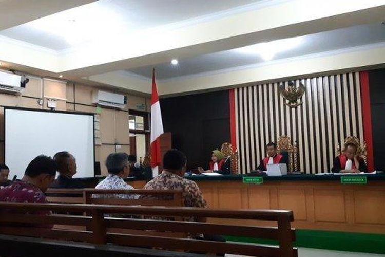 Sidang suap ketok palu berlangsung di Pengadilan Tipikor Jambi. 