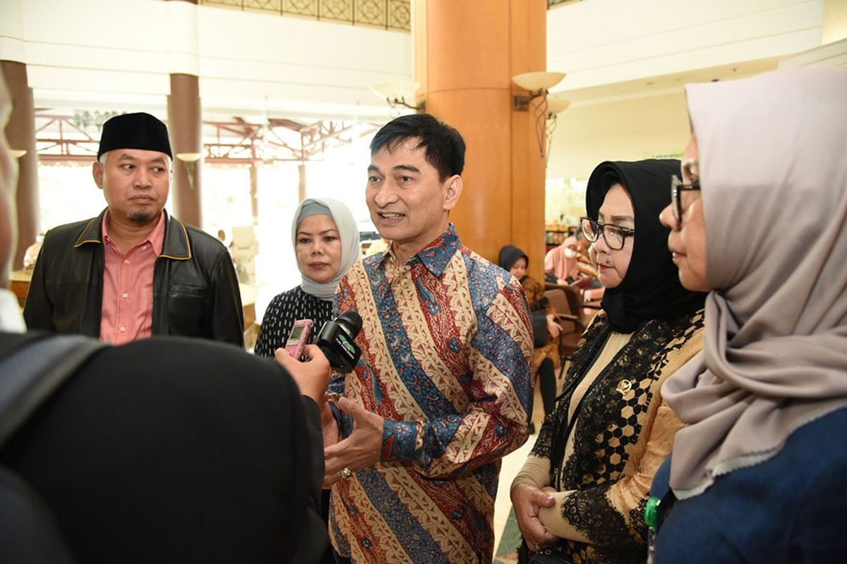 Wakil Kelua Badan Urusan Rumah Tangga DPR RI Achmad Dimyati Natakusumah
