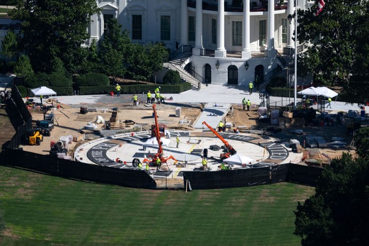 Trump Habiskan 89 Miliar Bangun Helipad, Kini Malah Dibongkar Lagi