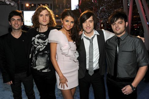 Lirik dan Chord Lagu Who Says - Selena Gomez & The Scene