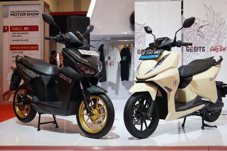 Daftar Motor Listrik di Indonesia dan Jenis Baterai yang Digunakan