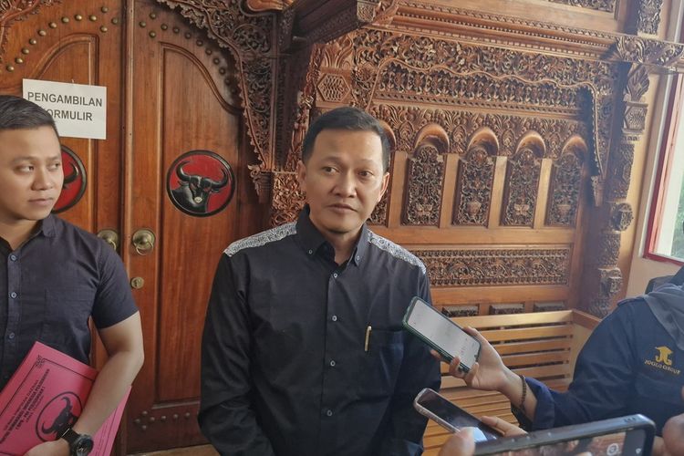 Pengusaha Perusahaan Otobus (PO) Bejeu yang juga Ketua Organisasi Angkutan Darat (Organda) Kabupaten Jepara, Muhammad Iqbal ditemui di Panti Marhen, Kota Semarang, Senin (27/5/2024).
