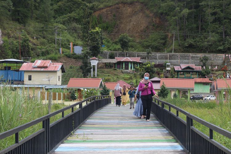 Dermaga Dedalu di Desa Dedalu, Kecamatan Lut Tawar, Kabupaten Aceh Tengah, Jumat (30/10/2020). 