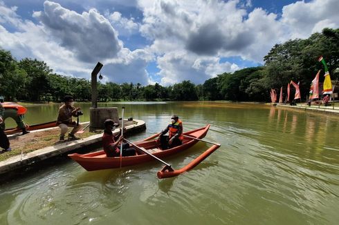 Kesejukan Telaga Kemuning di Tengah Hutan Bunder Gunungkidul