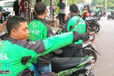 Demo Penurunan Tarif, Sekelompok Pengemudi Go-Jek Gelar 