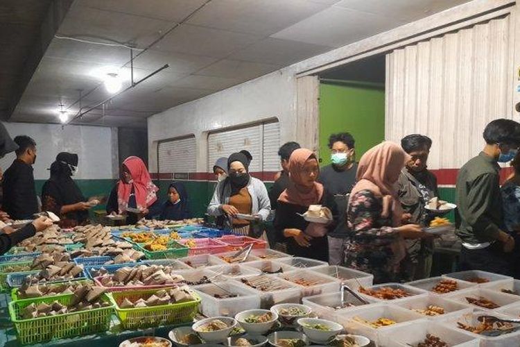 Market Angkring di Sleman, Yogyakarta. 