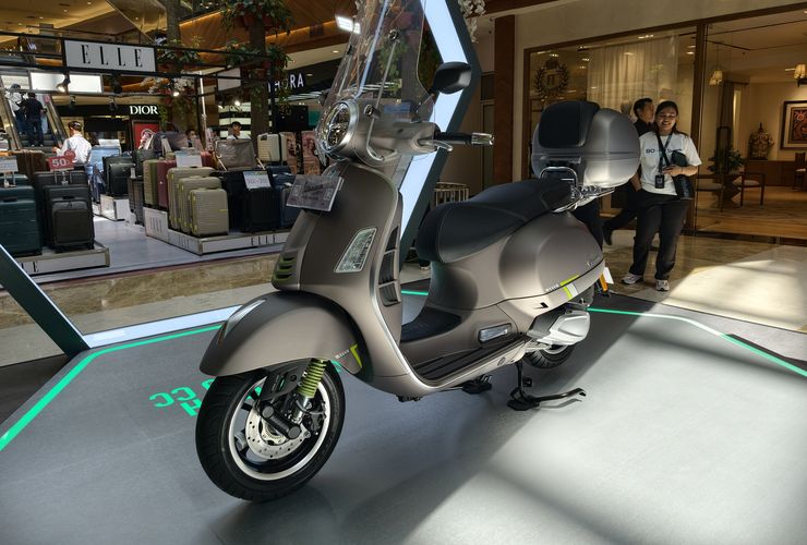 Vespa GTS Super Tech 250 dan Edisi Terbatas 80th Anniversary Resmi Meluncur di Indonesia
