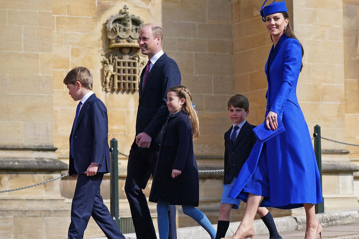 Britain's Prince William, Prince of Wales (2L), Britain's Prince George of Wales (L), Britain's Catherine, Princess of Wales (R), Britain's Princess Charlotte of Wales (C) and Britain's Prince Louis of Wales arrive for the Easter Mattins Service at St. George's Chapel, Windsor Castle on April 9, 2023. (Photo by Yui Mok / POOL / AFP)