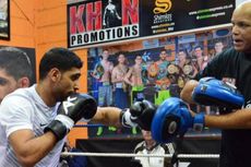 Setelah Dua Tahun, Amir Khan Kembali Naik Ring
